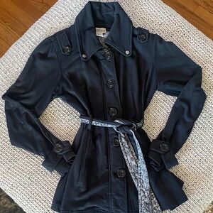 Lightweight cotton & polyester pea coat perfect for spring!